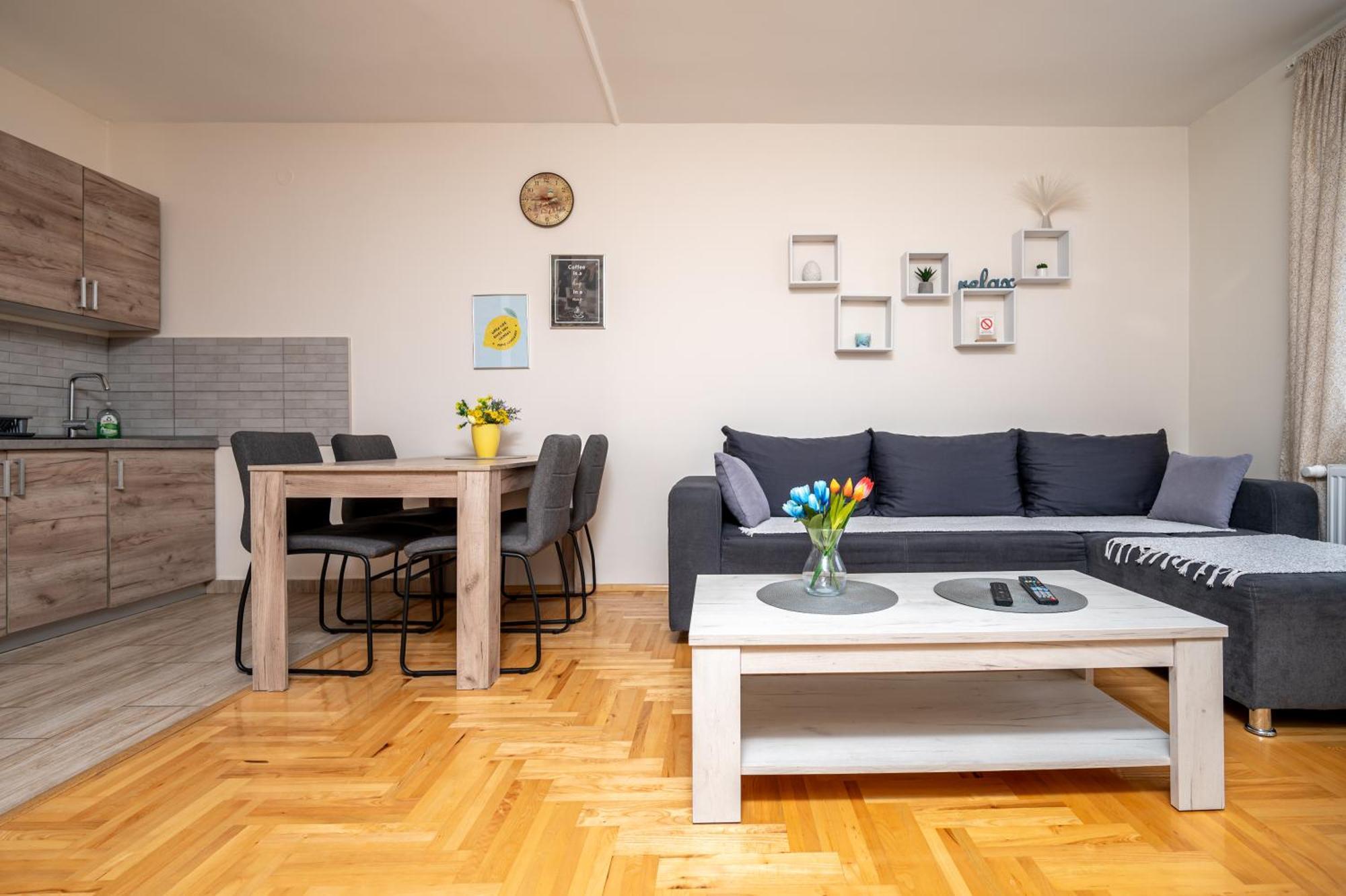 Kc Apartment Σουμπότικα Εξωτερικό φωτογραφία